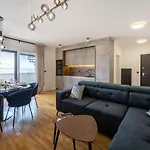 Luxury Penthouse Aria *