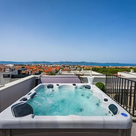 Luxury Penthouse Aria *