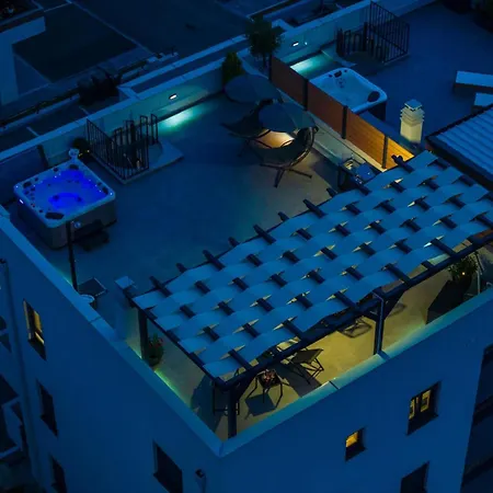 Апартаменты Luxury Penthouse Aria