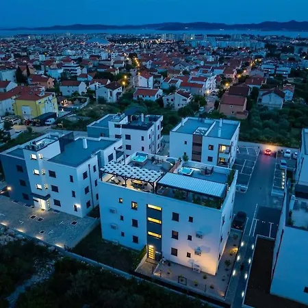 Апартаменты Luxury Penthouse Aria *